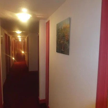 Le Village Gif-sur-Yvette