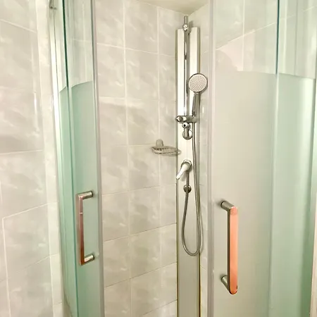 Le Village Hotel Gif-sur-Yvette